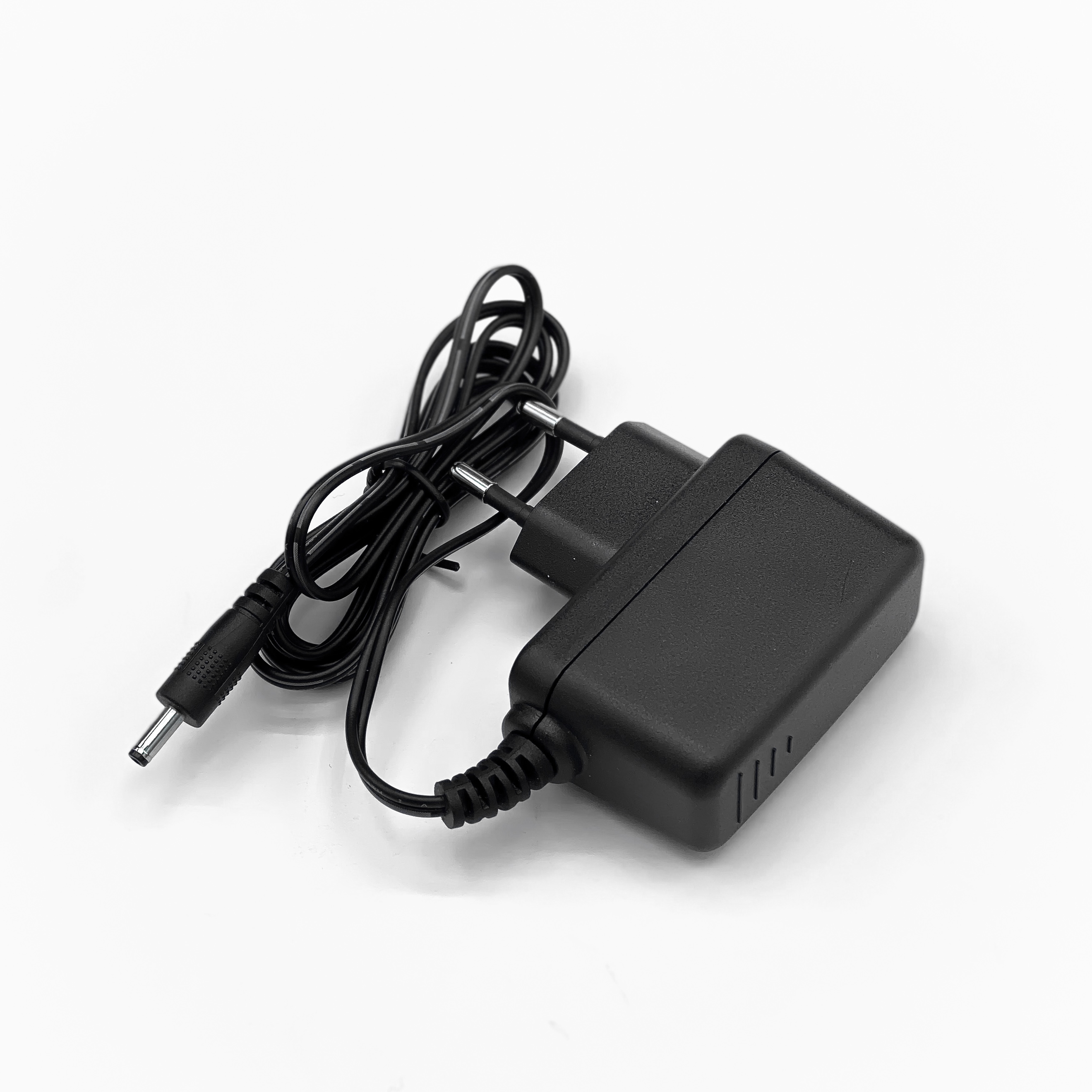 آداپتور ۵ ولت ۱.۵ آمپر SUNUN فیش ۳.۵